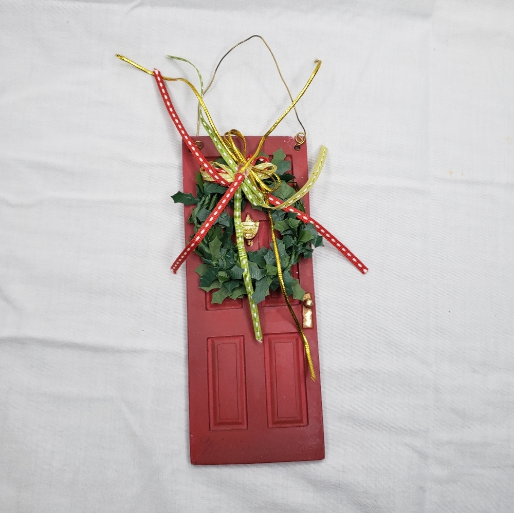 Vintage Colonial Williamsburg Christmas Ornament Holiday Door